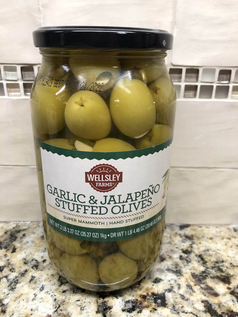 Wellsley Farms Greek Halkidiki Garlic and Jalapeno Stuffed Olives 35 oz. Jar